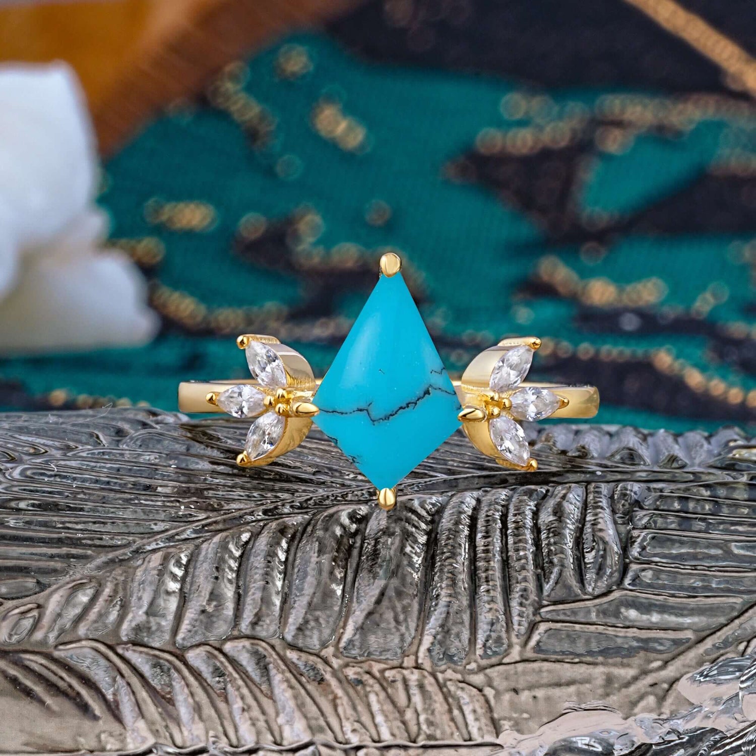Minimalist Luxe 4-Prong Kite-Cut Turquoise Engagement Ring
