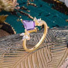 Minimalist Luxe 4-Prong Kite-Cut Natural Amethyst Engagement Ring