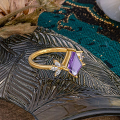 Minimalist Luxe 4-Prong Kite-Cut Natural Amethyst Engagement Ring