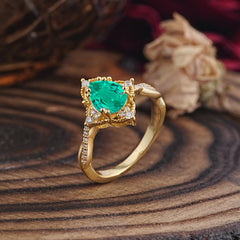 Nature Leaf Ring Pear Cut Emerald Engagement Ring