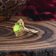 Nature Leaf Ring Pear Cut Peridot Engagement Ring