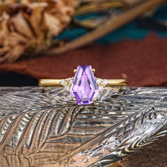 Minimalist 4-Prong Coffin-Cut Natural Amethyst Engagement Ring