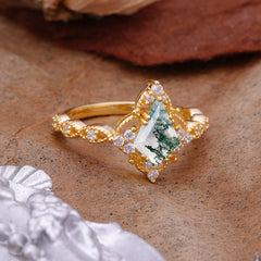 Vintage Luxe Kite-Cut Natural Moss Agate Engagement Ring