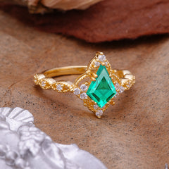 Vintage Luxe Kite-Cut Emerald Engagement Ring
