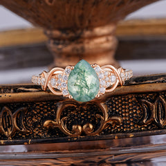 Luxury 4-Prong Pear-Shaped Natural Moss Agate Wedding Ring