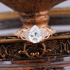 Luxury 4-Prong Pear-Shaped Lab Diamond Wedding Ring