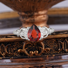 Luxury 4-Prong Pear-Shaped Garnet Wedding Ring