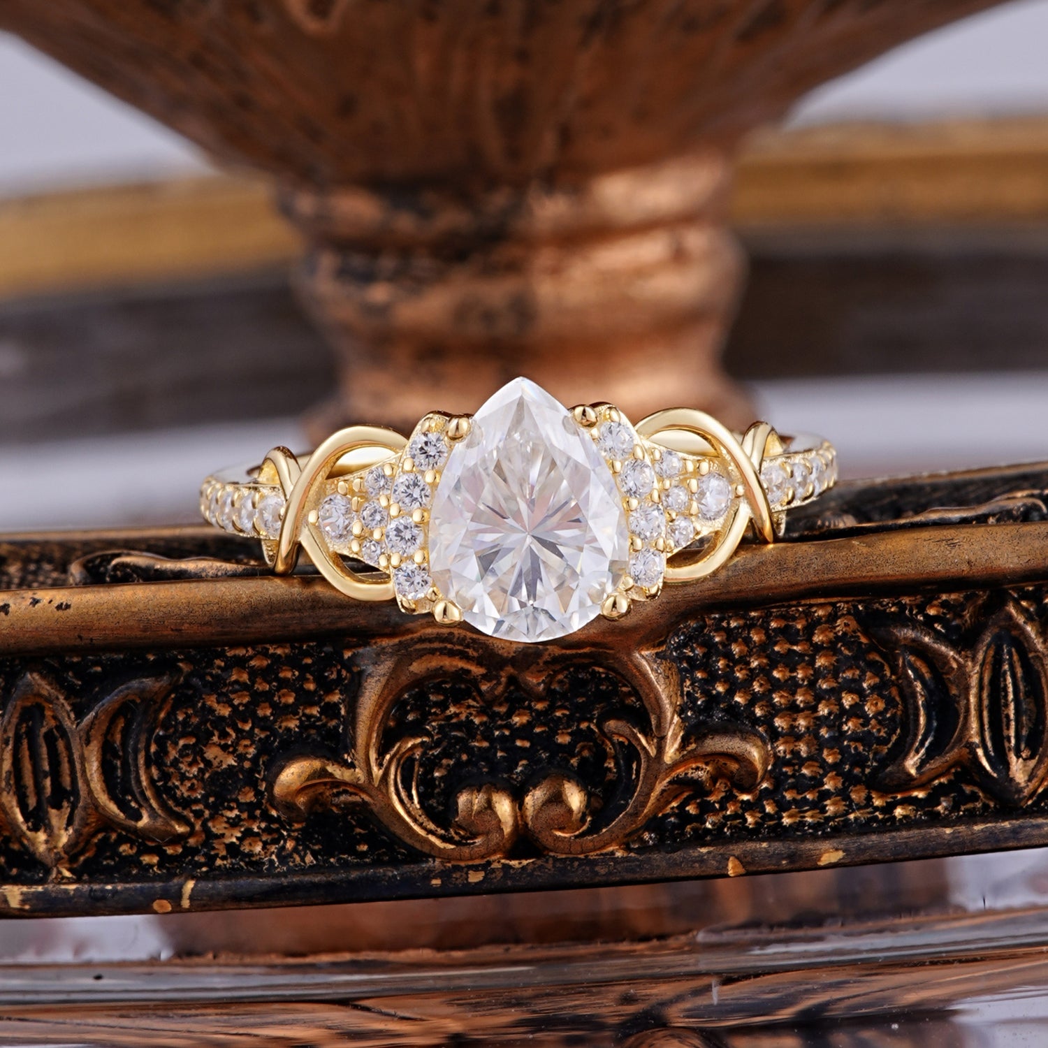 Luxury 4-Prong Pear-Shaped Moissanite Engagement Ring