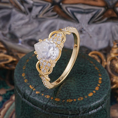 Luxury 4-Prong Pear-Shaped Moissanite Wedding Ring