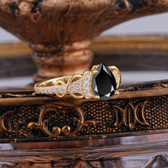 Luxury 4-Prong Pear-Shaped Black Onyx Wedding Ring