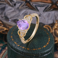 Luxury 4-Prong Pear-Shaped Amethyst Wedding Ring