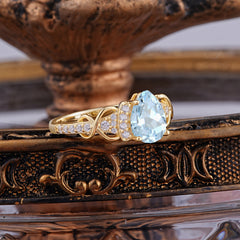Luxury 4-Prong Pear-Shaped Aquamarine Wedding Ring