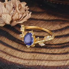 Nature-Inspired 6-Prong Teardrop Tanzanite Engagement Ring