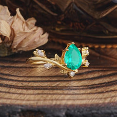 Nature-Inspired 6-Prong Teardrop Emerald Engagement Ring
