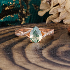 Timeless Vintage 4-Prong Pear-Cut Natural Moss Agate Engagement Ring