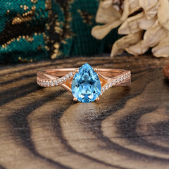 Timeless Vintage 4-Prong Pear-Cut Aquamarine Engagement Ring