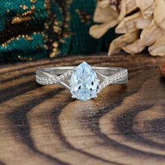 Timeless Vintage 4-Prong Pear-Cut Aquamarine Engagement Ring