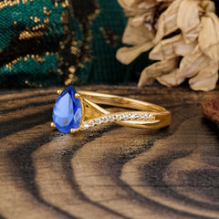 Timeless Vintage 4-Prong Pear-Cut Sapphire Engagement Ring