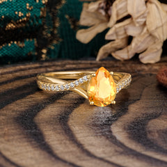 Timeless Vintage 4-Prong Pear-Cut Citrine Engagement Ring