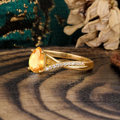 Timeless Vintage 4-Prong Pear-Cut Citrine Engagement Ring