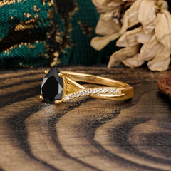 Timeless Vintage 4-Prong Pear-Cut Black Onyx Engagement Ring