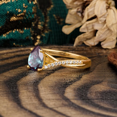 Timeless Vintage 4-Prong Pear-Cut Alexandrite Engagement Ring