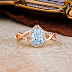 Dazzling 3 - Prong Pear-Cut Aquamarine Engagement Ring