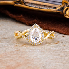 Dazzling 3 - Prong Pear-Cut Moissanite Engagement Ring