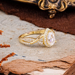 Dazzling 3 - Prong Pear-Cut Moissanite Engagement Ring