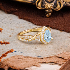 Dazzling 3 - Prong Pear-Cut Aquamarine Engagement Ring