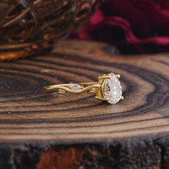 Nature-Inspired Classic 4-Prong Pear-Cut Moissanite Engagement Ring