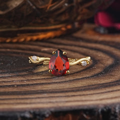 Nature-Inspired Classic 4-Prong Pear-Cut Garnet Engagement Ring