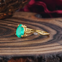 Nature-Inspired Classic 4-Prong Pear-Cut Emerald Engagement Ring