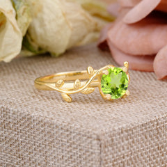 Nature-Inspired Classic 4-Prong Round Peridot Engagement Ring