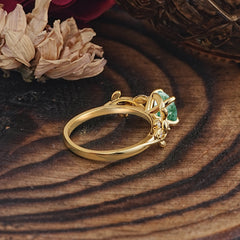 Romantic Round Cut Nature-Inspired Leaf Moss Agate Engagement Ring for Women