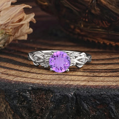 Vintage 4-Prong Round Cut Amethyst Engagement Ring