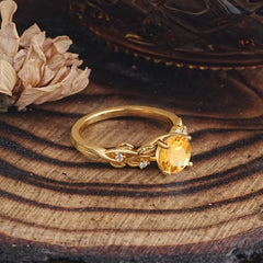 Vintage 4-Prong Round Cut Citrine Engagement Ring