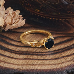 Vintage 4-Prong Round Cut Black Onyx Engagement Ring