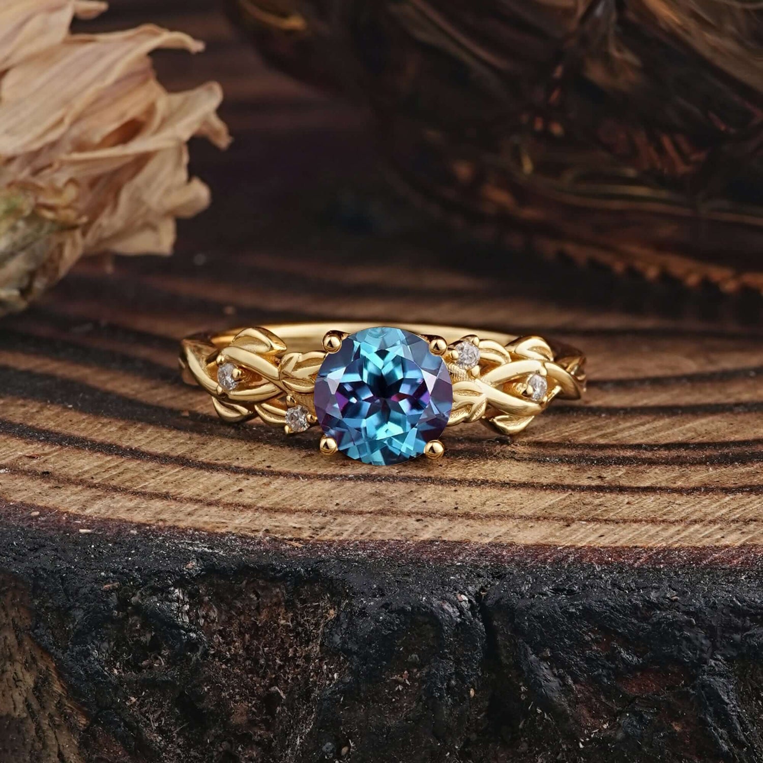 Vintage 4-Prong Round Cut Alexandrite Engagement Ring