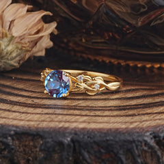 Vintage 4-Prong Round Cut Alexandrite Engagement Ring