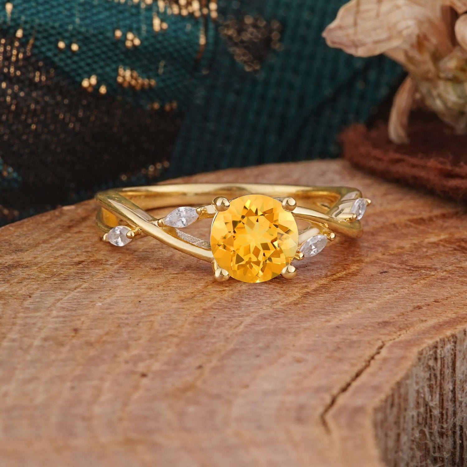 Vintage Round Cut Twisted Band Citrine Engagement Ring for Women