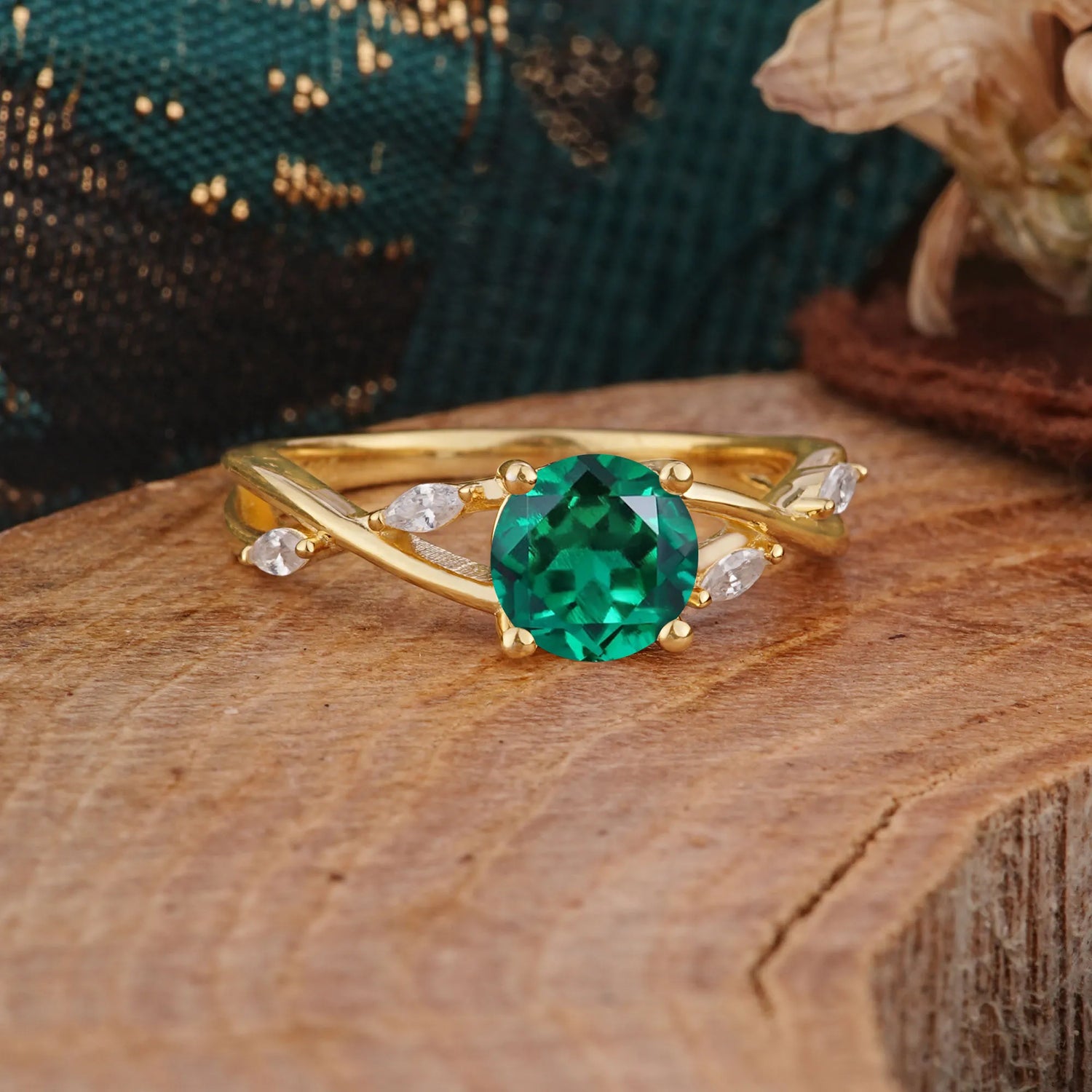 Vintage Round Cut Twisted Band Emerald Engagement Ring for Women - Romalar Jewelry