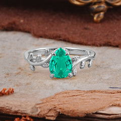 Organic Vine-Entwined 4-Prong Pear-Cut Emerald Engagement Ring