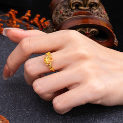 Organic Vine-Entwined 4-Prong Pear-Cut Citrine Engagement Ring