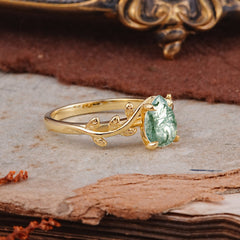 Organic Vine-Entwined 4-Prong Pear-Cut Natural Moss Agate Engagement Ring
