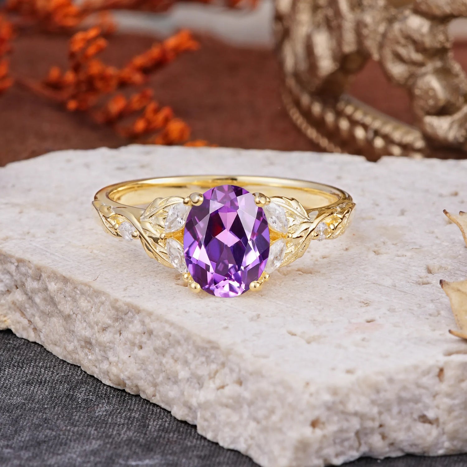 Vintage Leaf 4-Prong Oval Amethyst Engagement Ring for Women