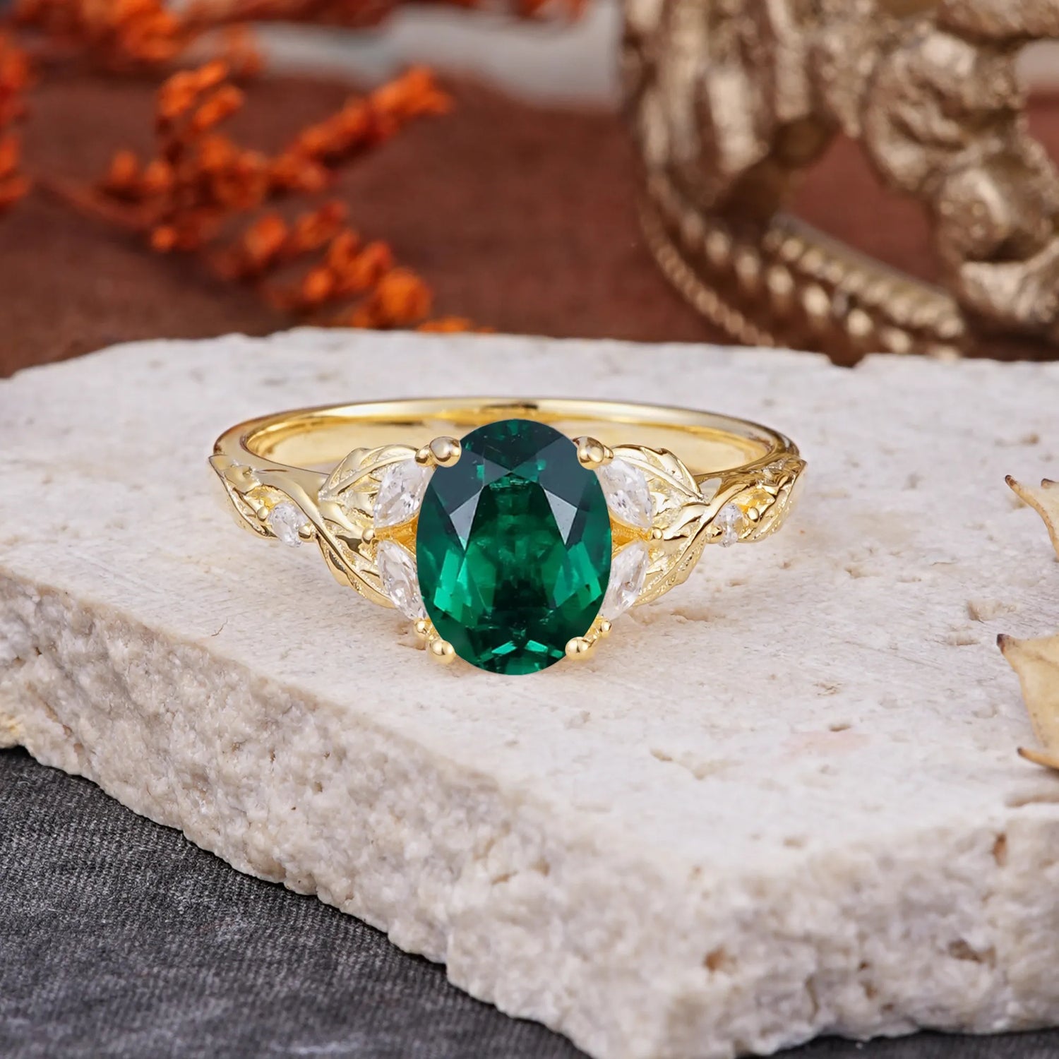 Vintage Leaf 4-Prong Oval Emerald Engagement Ring for Women