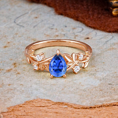 Luxury Vintage Haute Nature Inspired 4-Prong Oval Sapphire Ring