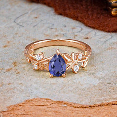 Luxury Vintage Haute Nature Inspired 4-Prong Oval Tanzanite Ring