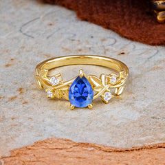 Luxury Vintage Haute Nature Inspired 4-Prong Oval Sapphire Ring